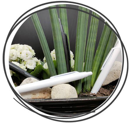 Schneider Reco Recycling Kugelschreiber Weiss mit Pflanzen